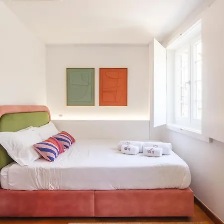 Hm - Ribeira Historical Порту