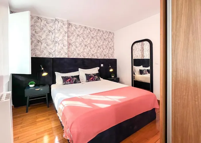 Hm - Ribeira Historical Oporto